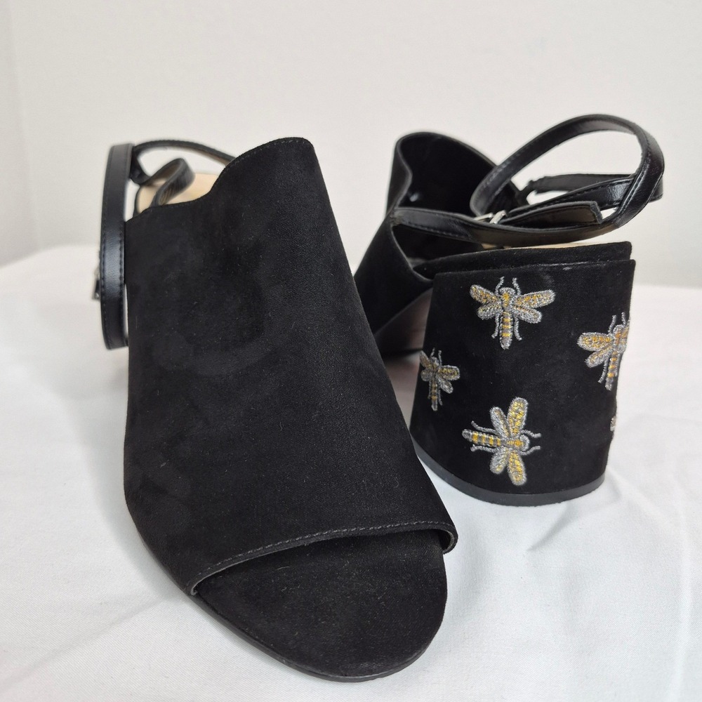 Nine West Goodlooki Black Suede Bee Embroidered Block Heel Sandals Whimsical 9M